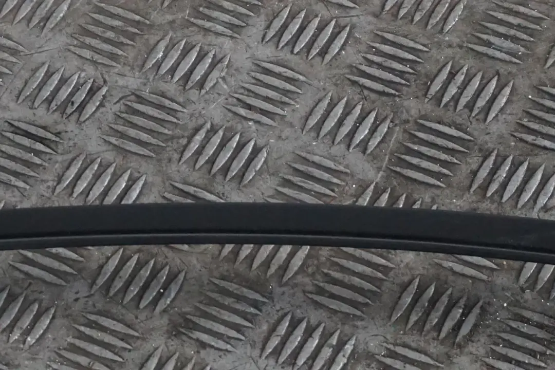 Roof Moulding Trim Strip Side Frame Left N/S Black to BMW 1 2 Series F21 F22 with Part number 7267915 BMW 1 2 Series F21 F22 Roof Moulding Trim Strip Side Frame Left N/S Black - SKU 7267915-1 - Part number 7267915