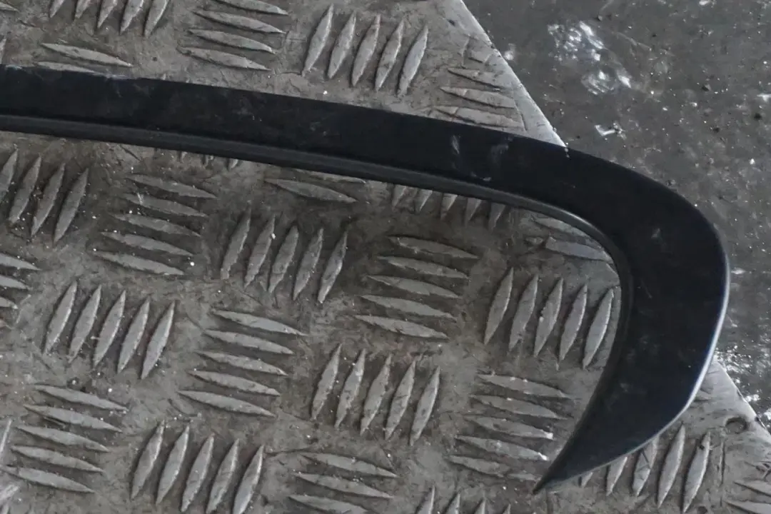 Roof Moulding Trim Strip Side Frame Left N/S Black to BMW 1 2 Series F21 F22 with Part number 7267915 BMW 1 2 Series F21 F22 Roof Moulding Trim Strip Side Frame Left N/S Black - SKU 7267915-1 - Part number 7267915