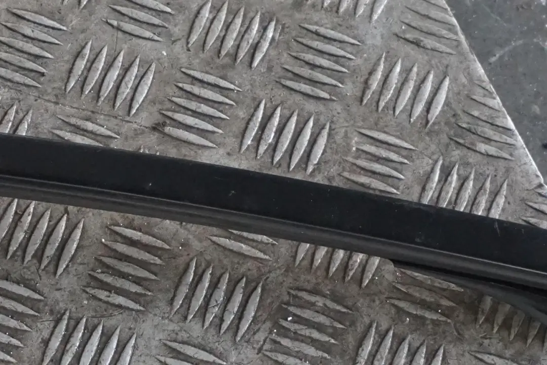 BMW 1 2 Series F21 F22 Roof Moulding Trim Strip Side Frame Right O/S Black - SKU 7267916-1 - Part number 7267916