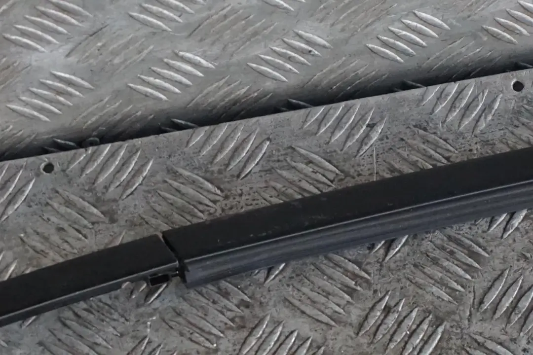 BMW 1 2 Series F21 F22 Roof Moulding Trim Strip Side Frame Right O/S Black - SKU 7267916-1 - Part number 7267916