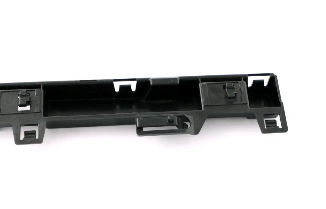 BMW F21 F22 LCI Soporte De montaje De La banda De sujecion LH2 Izquierda - SKU 7268073 - Número de pieza 7349085