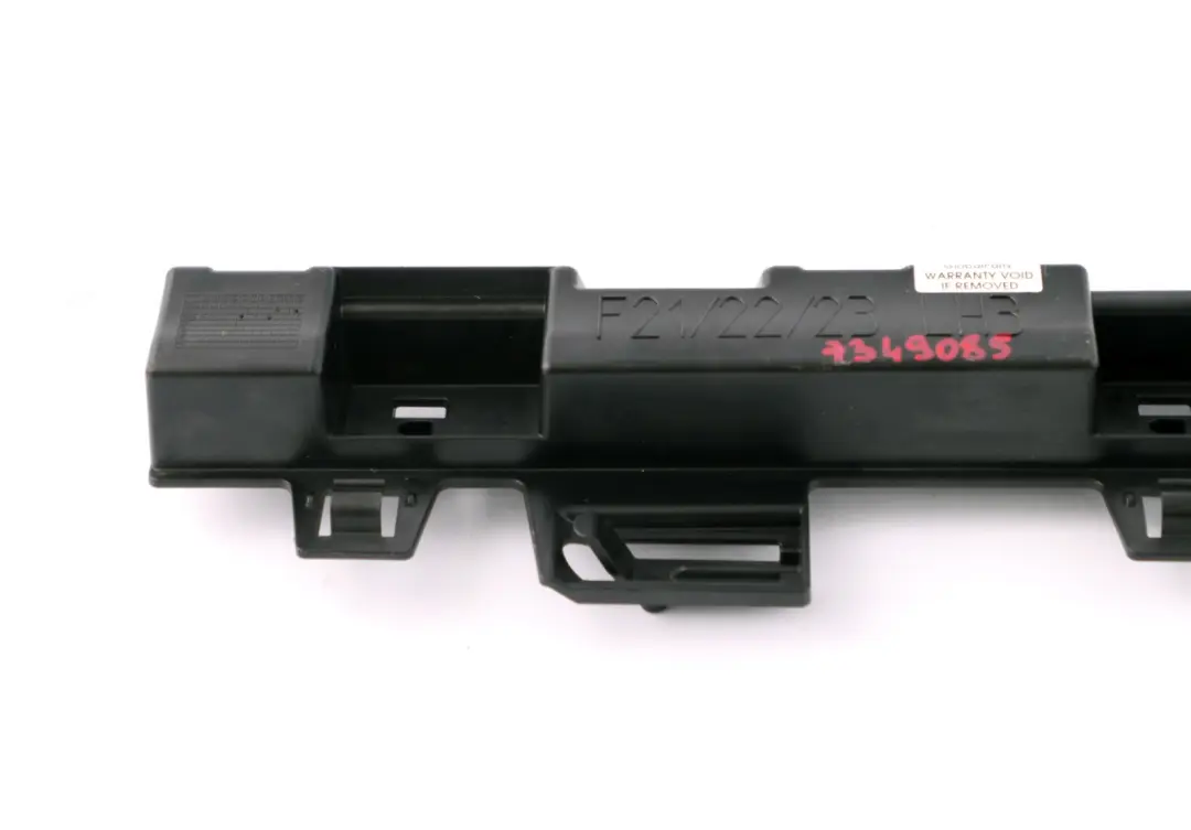 Lot Halteleisten LH3 A Gauche pour BMW F21 F22 LCI à propos du numéro de pièce 7349085 BMW F21 F22 LCI Lot Halteleisten LH3 A Gauche - SKU 7268075 - Numéro de pièce 7349085