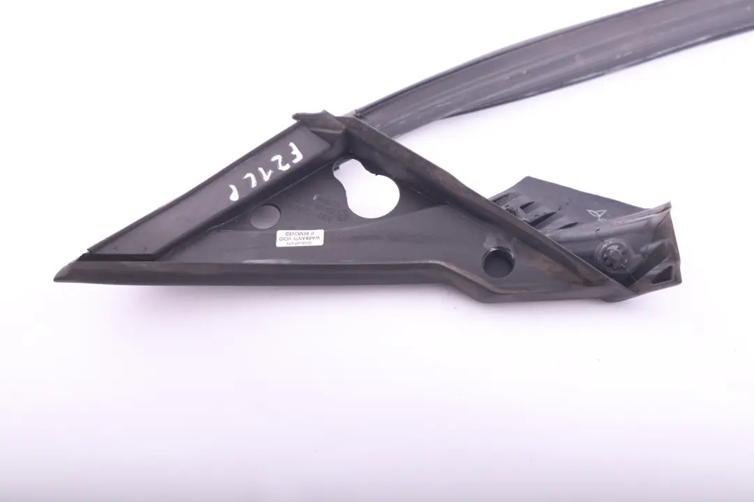 Guia Ventana Izquierda Sello Puerta Delantera para BMW 1 F21 F22 F23 F87 con número de pieza 7268419 BMW 1 F21 F22 F23 F87 Guia Ventana Izquierda Sello Puerta Delantera - SKU 7268419 - Número de pieza 7268419
