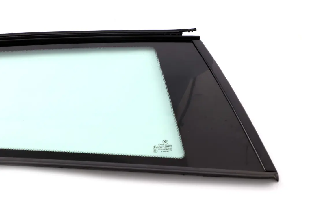 Ventana Lateral Fija Trasera Derecha para BMW F21 F21N LCI con número de pieza 7269372 BMW F21 F21N LCI Ventana Lateral Fija Trasera Derecha - SKU 7269372 - Número de pieza 7269372