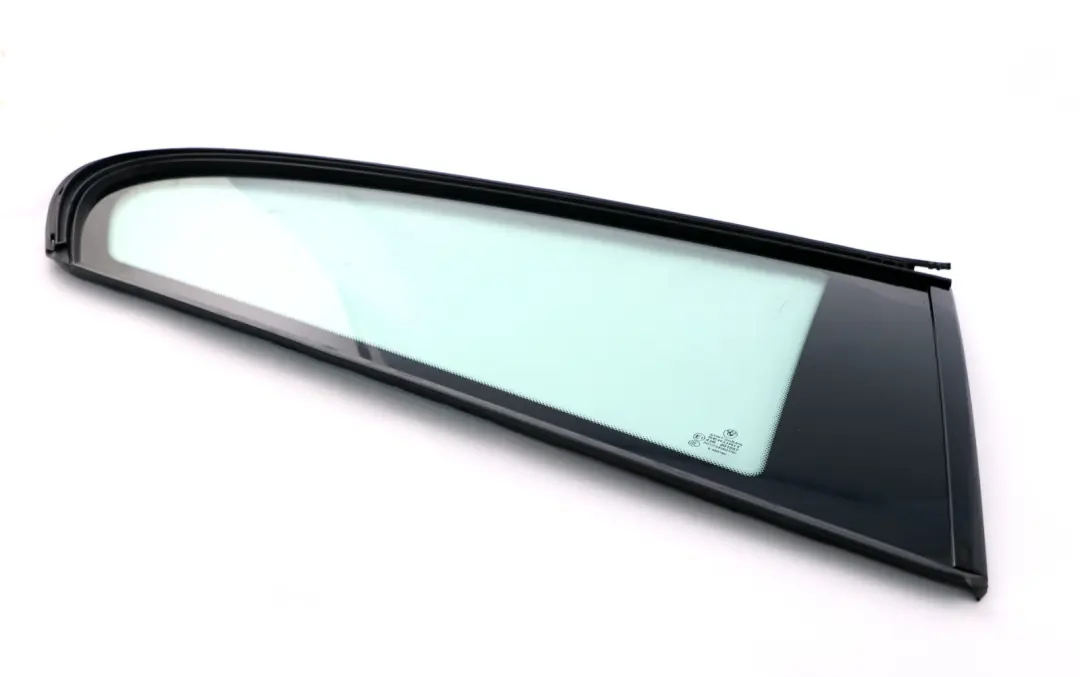 Fenetre Laterale Etroit Arriere Droite pour BMW F21 F21N à propos du numéro de pièce 7269372 BMW F21 F21N Fenetre Laterale Etroit Arriere Droite - SKU 7269372 - Numéro de pièce 7269372