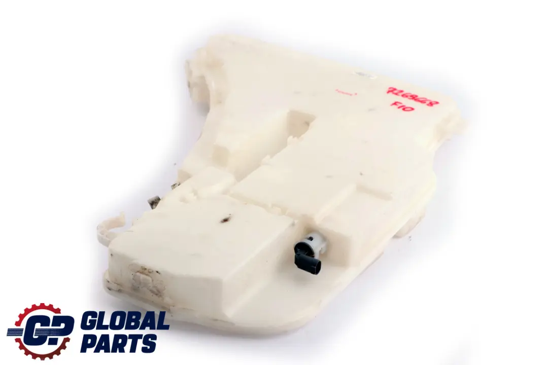 F10N LCI Zbiornik Płynu Spryskiwaczy do BMW F10 o numerze 7196949 BMW F10 F10N LCI Zbiornik Płynu Spryskiwaczy - SKU 7269668 - Numer Części 7196949