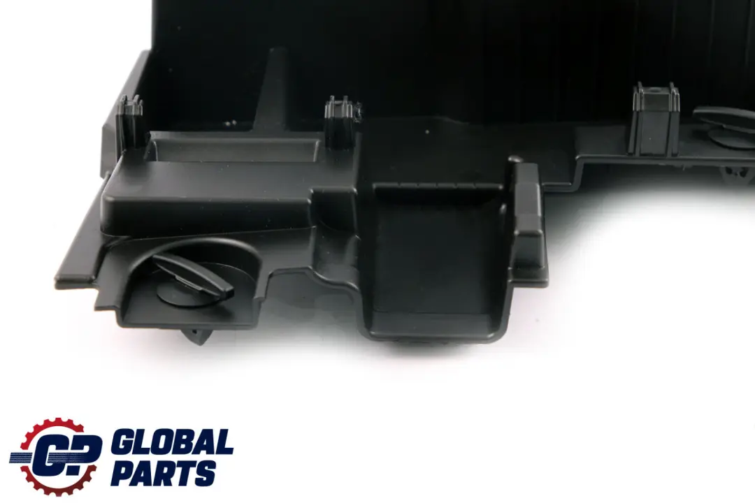 Boite de trousse de secours montee pour BMW F31 à propos du numéro de pièce 7269919 BMW F31 Boite de trousse de secours montee - SKU 7269919 - Numéro de pièce 7269919