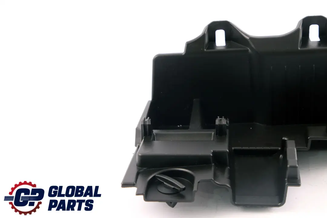 Soporte Caja Botiquín Primeros Auxilios para BMW F31 con número de pieza 7269919 BMW F31 Soporte Caja Botiquín Primeros Auxilios - SKU 7269919 - Número de pieza 7269919