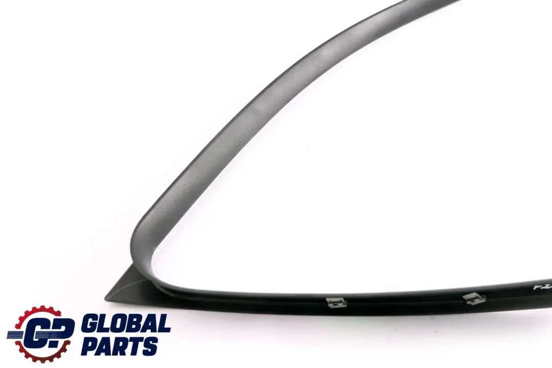 Tapa Marco Ventana Puerta Superior HiFi Delantero Izquierdo para BMW F20 LCI con número de pieza 7270759 BMW F20 LCI Tapa Marco Ventana Puerta Superior HiFi Delantero Izquierdo - SKU 7270759 - Número de pieza 7270759