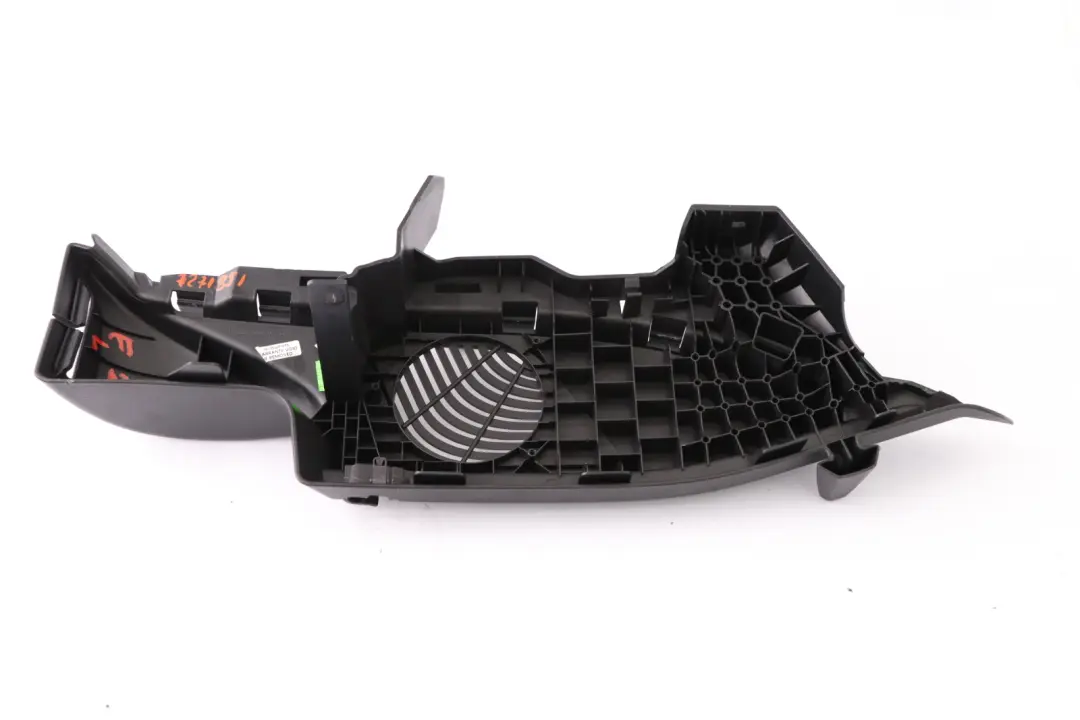 Mocowanie lewe bagażnika półki głośnik do BMW F20 F21 o numerze 7271851 BMW F20 F21 Mocowanie lewe bagażnika półki głośnik - SKU 7271851 - Numer Części 7271851