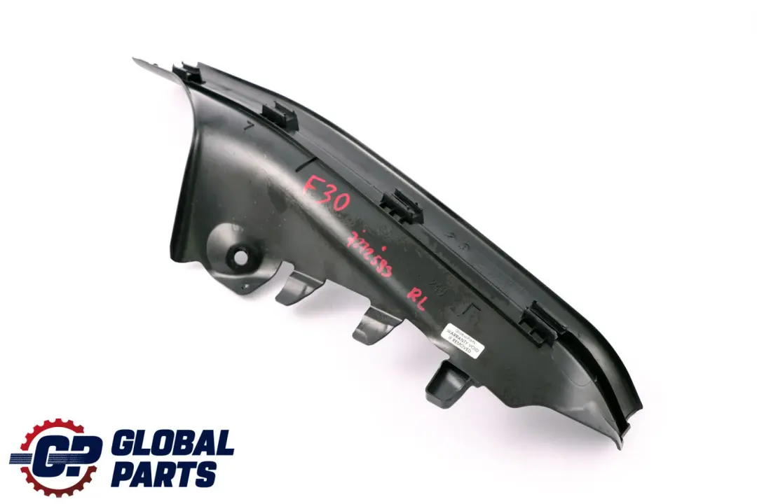 Tapa Entrada Interior Trasera Izquierda Negro para BMW F30 F31 LCI con número de pieza 7221917 BMW F30 F31 LCI Tapa Entrada Interior Trasera Izquierda Negro - SKU 7272593 - Número de pieza 7221917