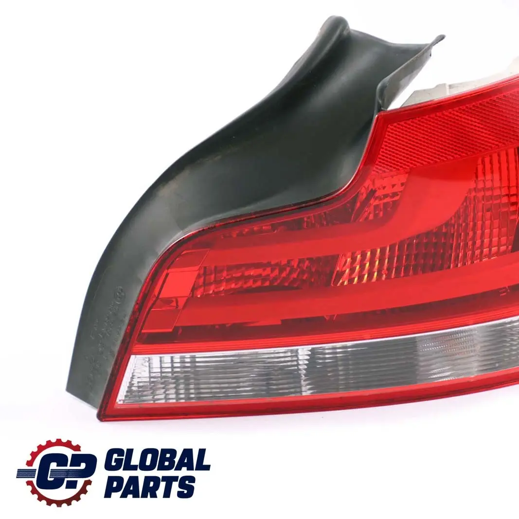 Luz Trasera Luz Trasera Derecha para BMW E82 E88 con número de pieza 7273430 BMW E82 E88 Luz Trasera Luz Trasera Derecha - SKU 7273430 - Número de pieza 7273430