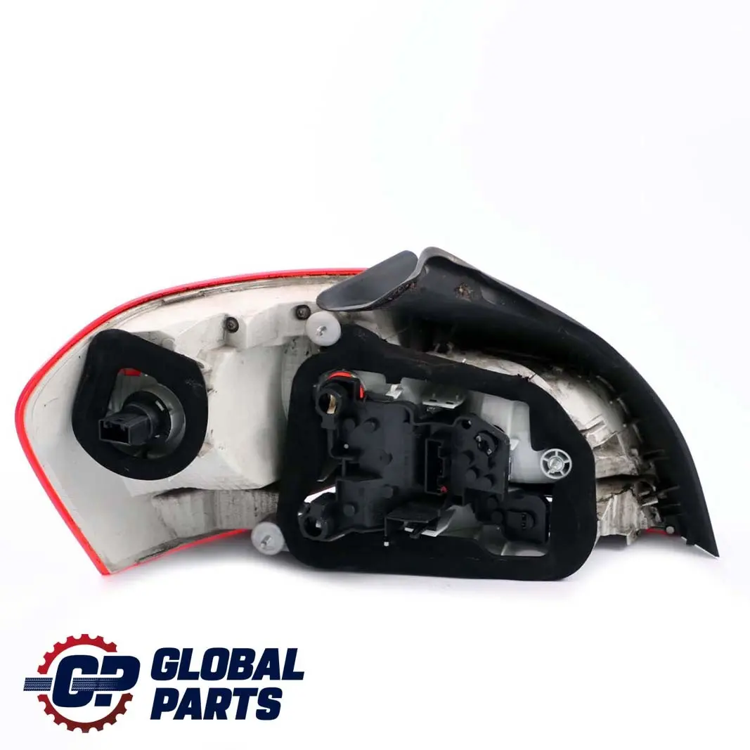 BMW 1 er E82 E88 Heckleuchte Hinten Rechts 6321 - SKU 7273430 - Teilenummer 7273430