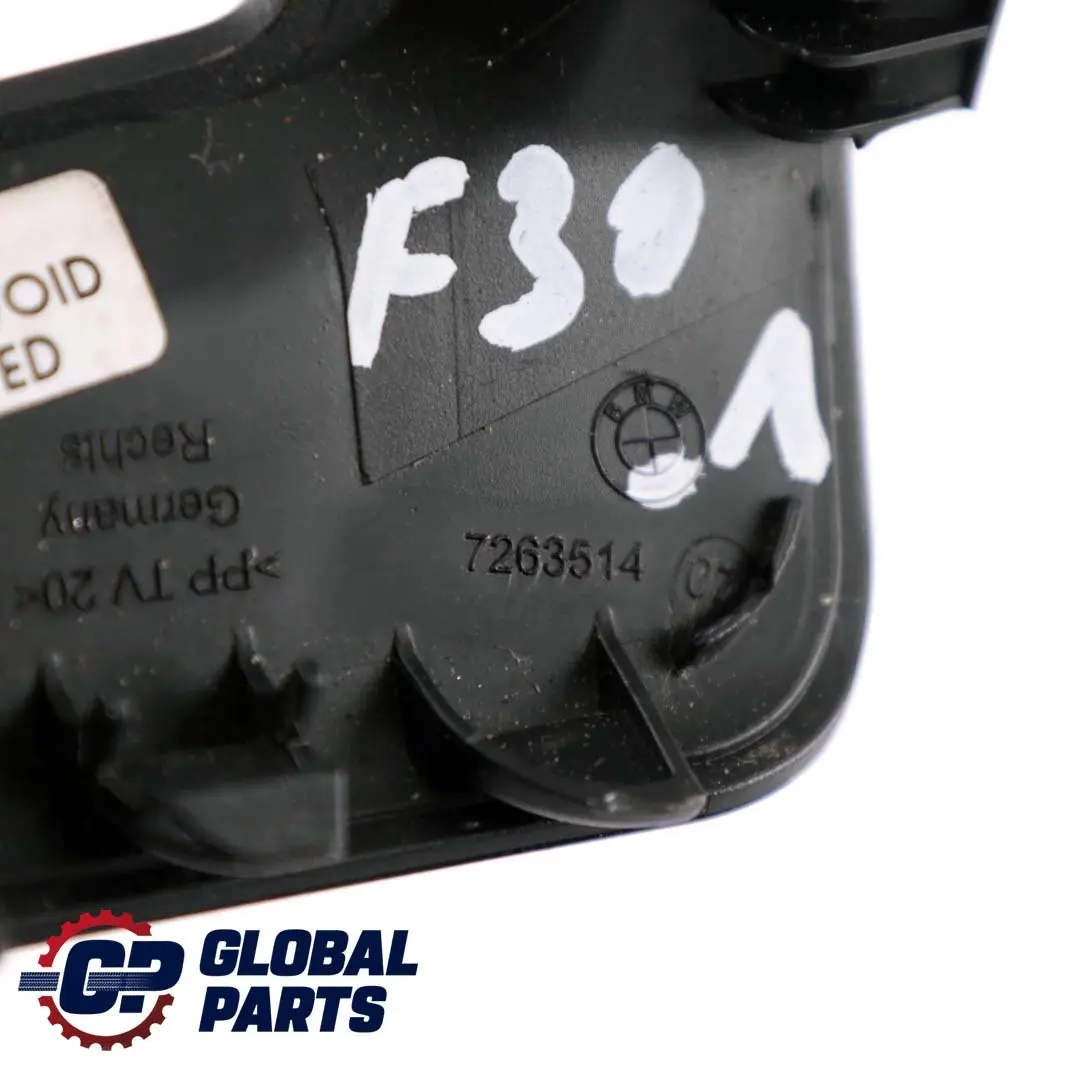 Tapa Cinturon De Seguridad Derecho Negro 7263514 para BMW F20 F30 F31 LCI con número de pieza 7275692 BMW F20 F30 F31 LCI Tapa Cinturon De Seguridad Derecho Negro 7263514 - SKU 7275692 - Número de pieza 7275692