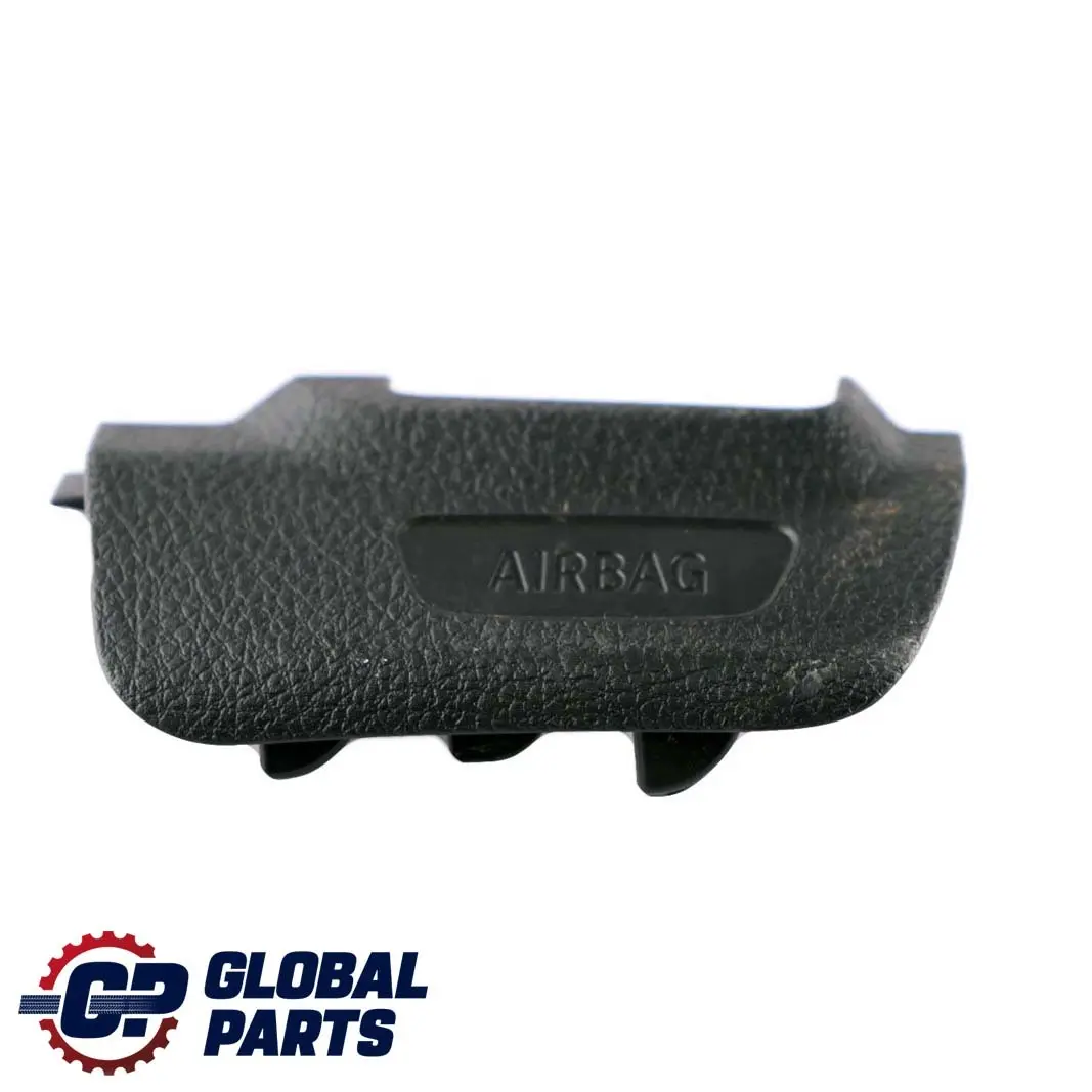 Tapa Cinturon De Seguridad Derecho Negro 7263514 para BMW F20 F30 F31 LCI con número de pieza 7275692 BMW F20 F30 F31 LCI Tapa Cinturon De Seguridad Derecho Negro 7263514 - SKU 7275692 - Número de pieza 7275692