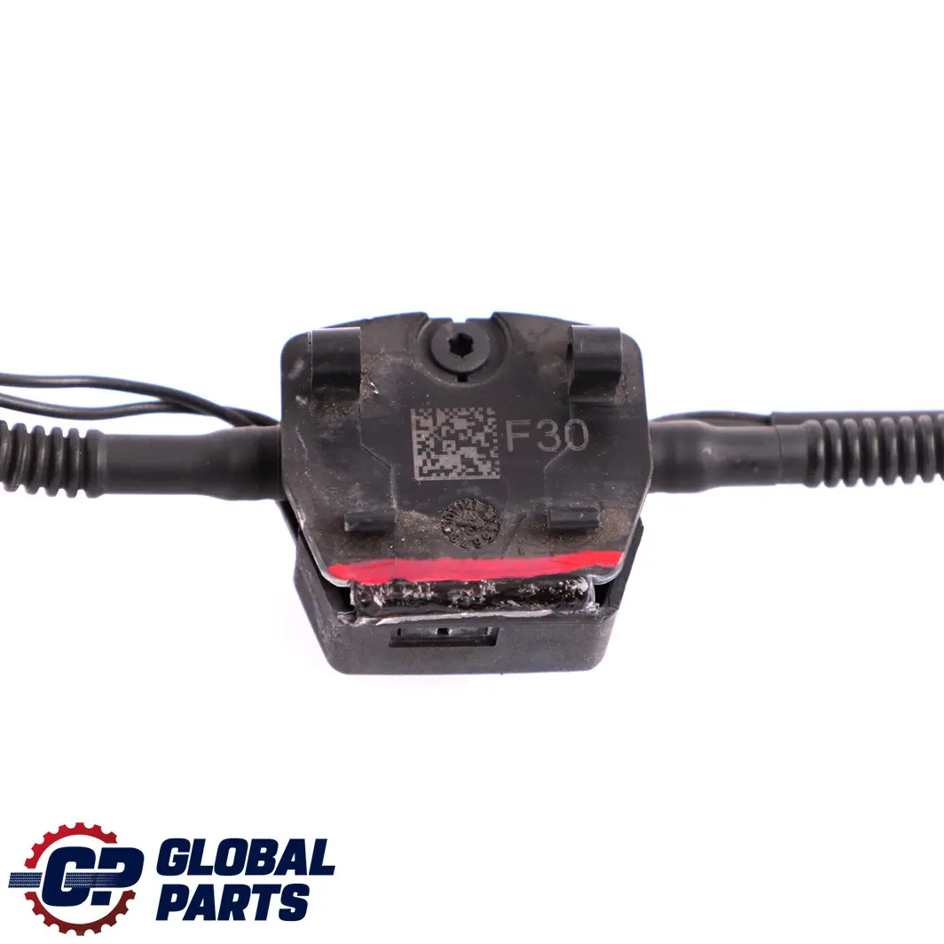 Buse Chaîne lave-glace pour BMW F30 F80 M3 à propos du numéro de pièce 7276500 BMW F30 F80 M3 Buse Chaîne lave-glace - SKU 7276500-1 - Numéro de pièce 7276500