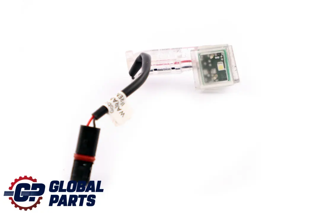 Poignee Porte Eclairage Droite pour BMW F20 F21 F30 LCI à propos du numéro de pièce 7277448 BMW F20 F21 F30 LCI Poignee Porte Eclairage Droite - SKU 7277448 - Numéro de pièce 7277448