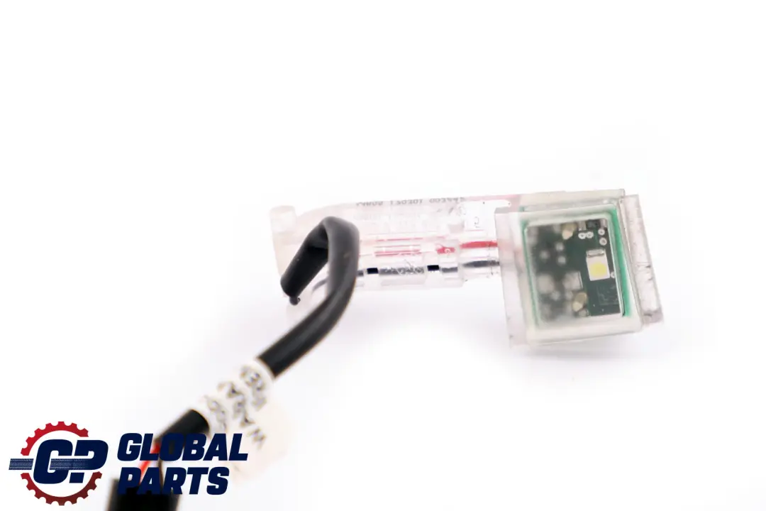 Lámpara Iluminación Manija Puerta Derecha Lado para BMW F20 F21 F30 LCI con número de pieza 7277448 BMW F20 F21 F30 LCI Lámpara Iluminación Manija Puerta Derecha Lado - SKU 7277448 - Número de pieza 7277448