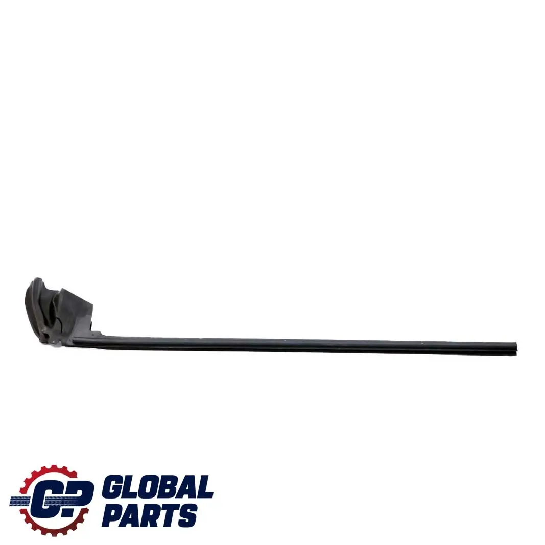 Canale Sigillatura Porta Anteriore Destra per BMW F32 F33 F82 M4 con numero di parte 7279736 BMW F32 F33 F82 M4 Canale Sigillatura Porta Anteriore Destra - SKU 7279736 - Numero di parte 7279736