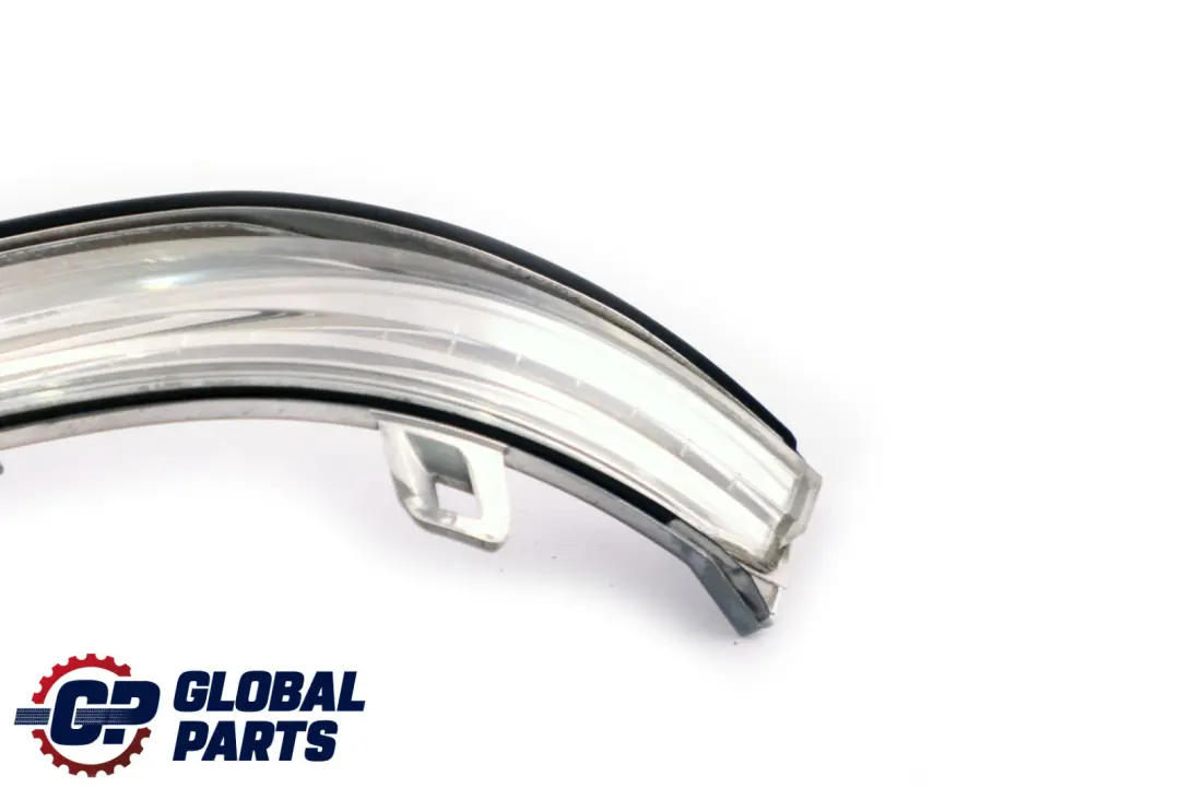 Clignotant Supplementaire Miroir Droite pour BMW F20 F21 F22 F30 F31 à propos du numéro de pièce 7280772 BMW F20 F21 F22 F30 F31 Clignotant Supplementaire Miroir Droite - SKU 7280772 - Numéro de pièce 7280772
