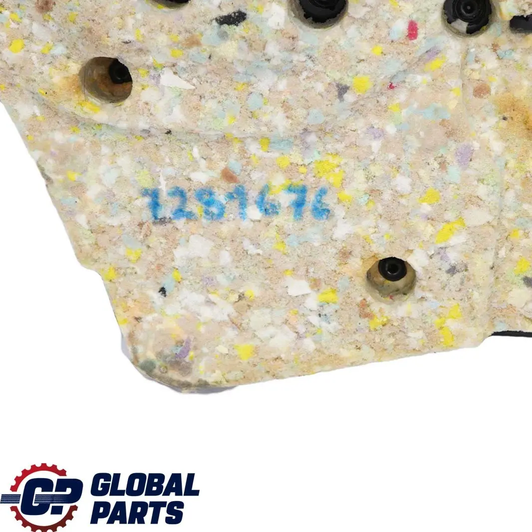 Trasera Derecha Lateral Panel Revestimiento Tela Mover Antracita para BMW F21 con número de pieza 7281676 BMW F21 Trasera Derecha Lateral Panel Revestimiento Tela Mover Antracita - SKU 7281676 - Número de pieza 7281676