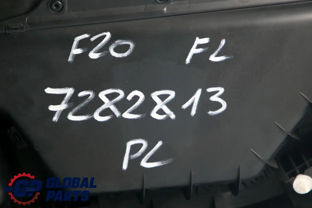 Delantero Izquierdo Forro Puerta Tarjeta Tela Cuero Dakota Negro para BMW F20 con número de pieza 7282813 BMW F20 Delantero Izquierdo Forro Puerta Tarjeta Tela Cuero Dakota Negro - SKU 7282813 - Número de pieza 7282813
