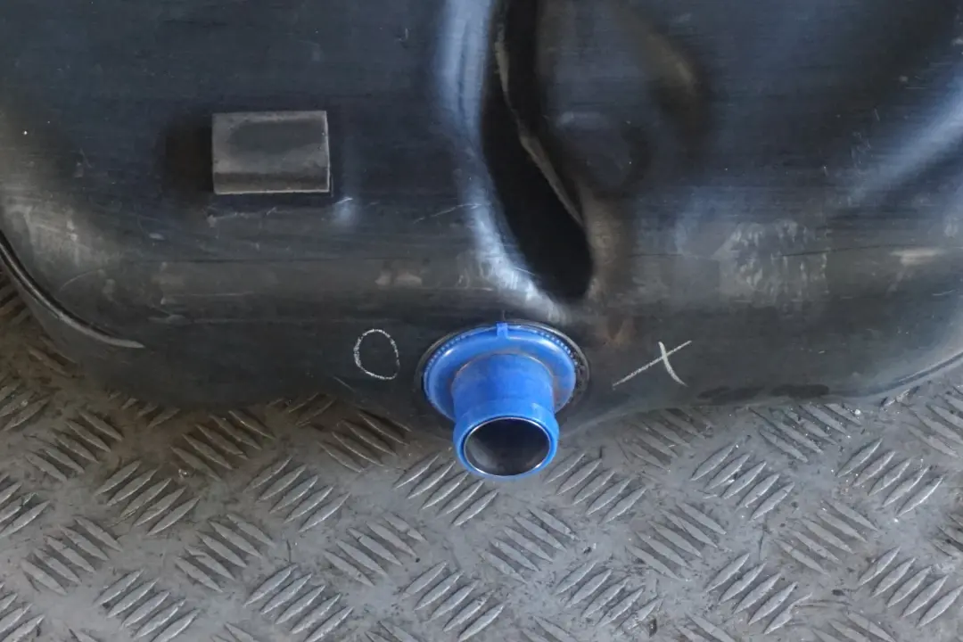 BMW E87 Tanque Combustible Plástico Con Bomba Gasolina 116i N45 118i 120i N46 - SKU 7283797-1 - Número de pieza 7283797