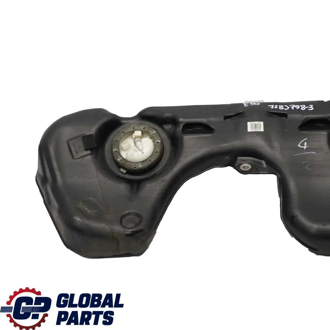 N43 Zbiornik paliwa bak pompa do BMW E90 320i o numerze 7283798 BMW E90 320i N43 Zbiornik paliwa bak pompa - SKU 7283798-3 - Numer Części 7283798