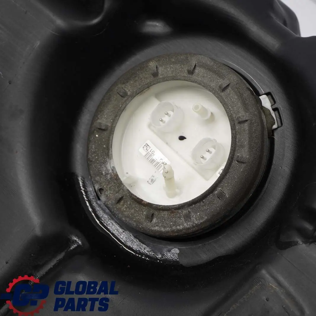 N43 Zbiornik paliwa bak pompa do BMW E90 320i o numerze 7283798 BMW E90 320i N43 Zbiornik paliwa bak pompa - SKU 7283798-3 - Numer Części 7283798