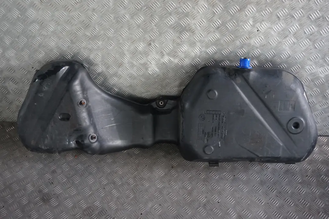 BMW E82 E88 Reservoir de carburant nu Diesel 118d 120d 123d N47 N47S - SKU 7283804 - Numéro de pièce 7283804