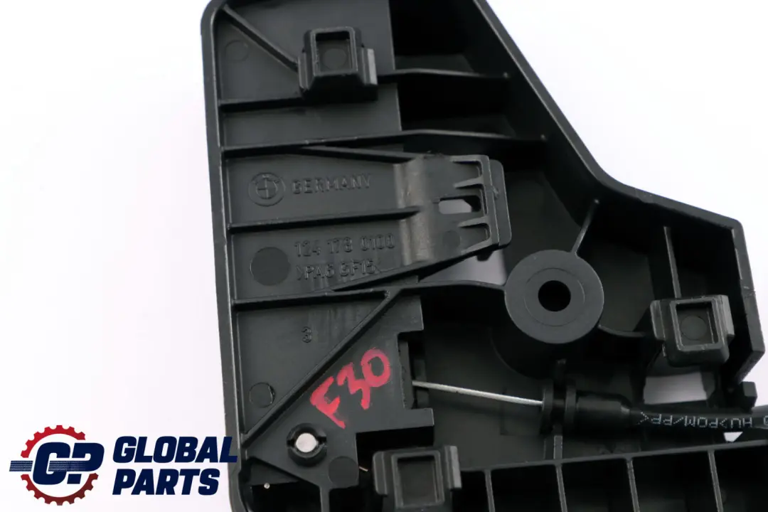 Zamek Rączka Cięgno Składanej Kanapy 283922 do BMW F30 F80 M3 o numerze 7283922 BMW F30 F80 M3 Zamek Rączka Cięgno Składanej Kanapy 283922 - SKU 7283922 - Numer Części 7283922