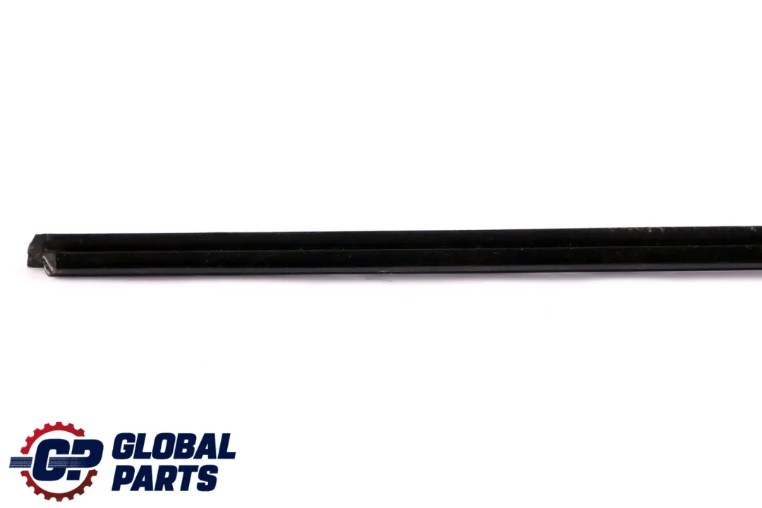BMW F21 F22 Canal Tira de Sellado Puerta Delantera Izquierda Glanzschwarz - SKU 7284565 - Número de pieza 7284565
