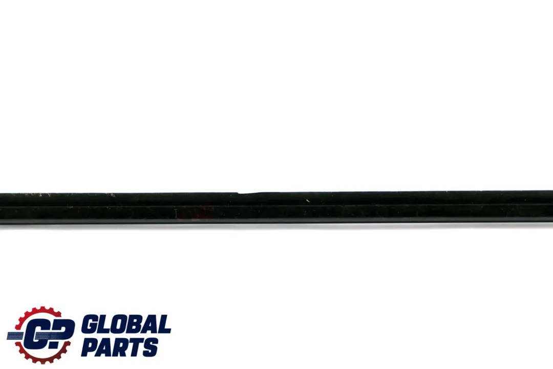 BMW F21 F22 Canal Tira de Sellado Puerta Delantera Izquierda Glanzschwarz - SKU 7284565 - Número de pieza 7284565