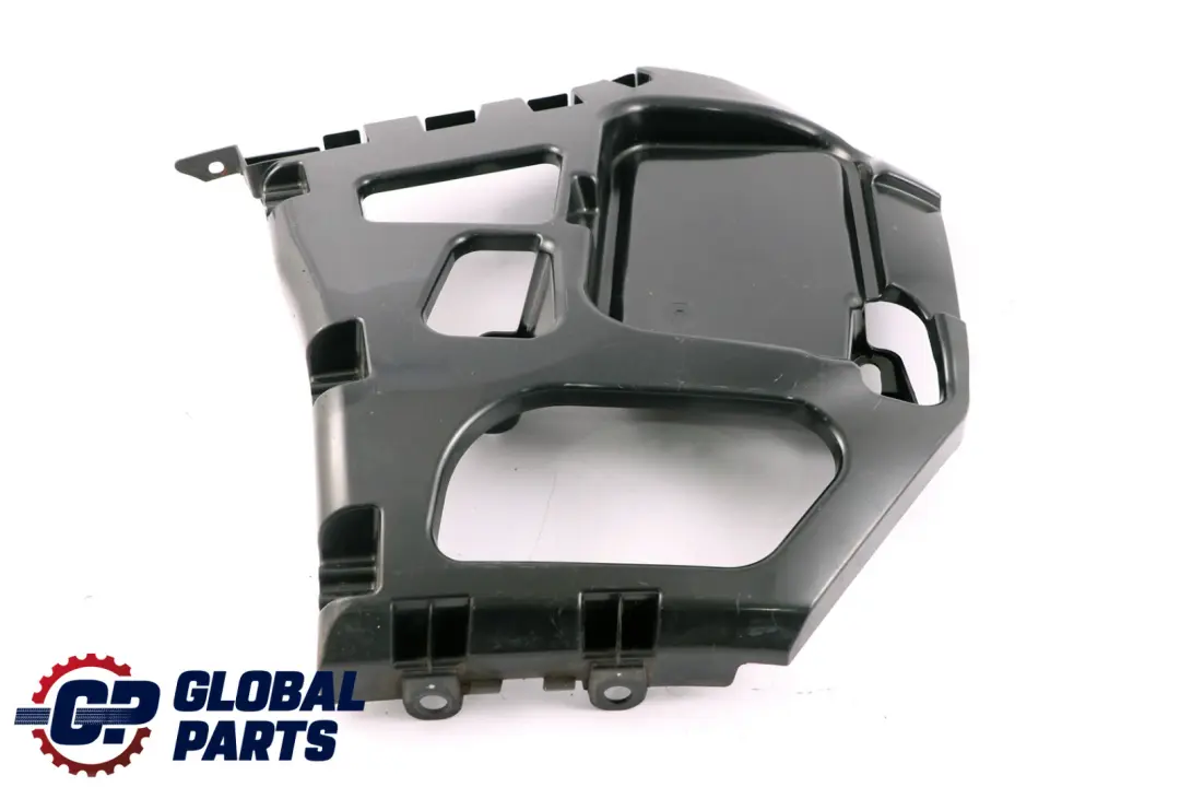 Guida Paraurti Posteriore Sinistra per BMW F22 F23 LCI con numero di parte 7285533 BMW F22 F23 LCI Guida Paraurti Posteriore Sinistra - SKU 7285533 - Numero di parte 7285533