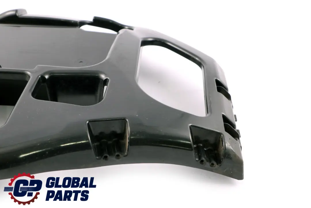 BMW F22 F23 Guide LCI pour pare-chocs arrière côté gauche - SKU 7285533 - Numéro de pièce 7285533