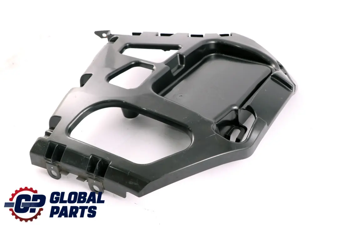 BMW F22 F23 Guide LCI pour pare-chocs arrière côté gauche - SKU 7285533 - Numéro de pièce 7285533