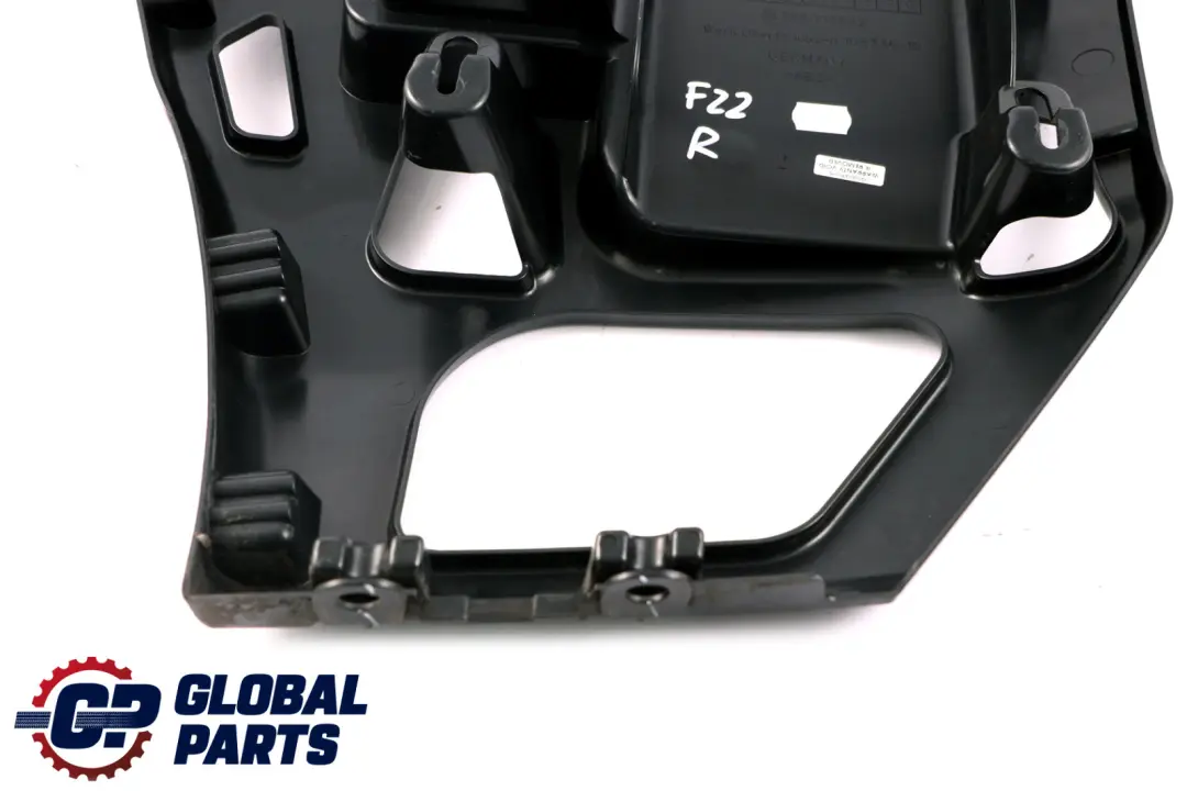 Guía Para Parachoques Trasero Lado Derecho para BMW Serie 2 F22 F23 LCI con número de pieza 7285534 BMW Serie 2 F22 F23 LCI Guía Para Parachoques Trasero Lado Derecho - SKU 7285534 - Número de pieza 7285534