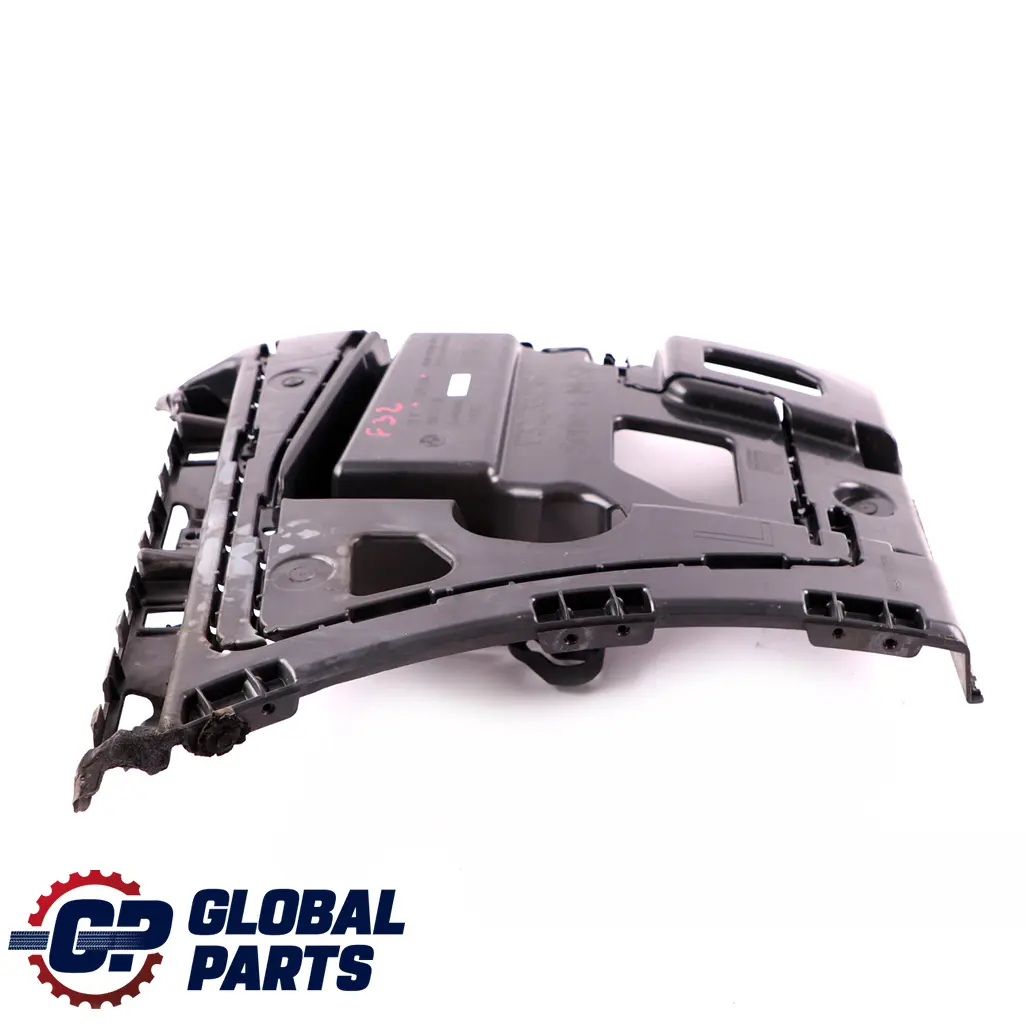 Bumper Mount Bracket Guide Left Side pour BMW F32 F33 M Sport Rear à propos du numéro de pièce 7285561 BMW F32 F33 M Sport Rear Bumper Mount Bracket Guide Left Side - SKU 7285561 - Numéro de pièce 7285561