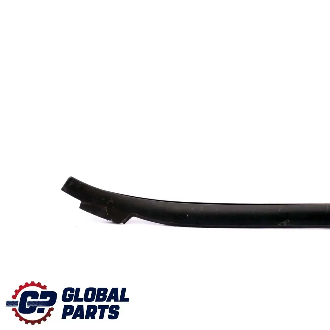 Delantero Izquierdo Moldura Parabrisas para BMW Serie 4 F32 F82 M4 con número de pieza 7285927 BMW Serie 4 F32 F82 M4 Delantero Izquierdo Moldura Parabrisas - SKU 7285927 - Número de pieza 7285927