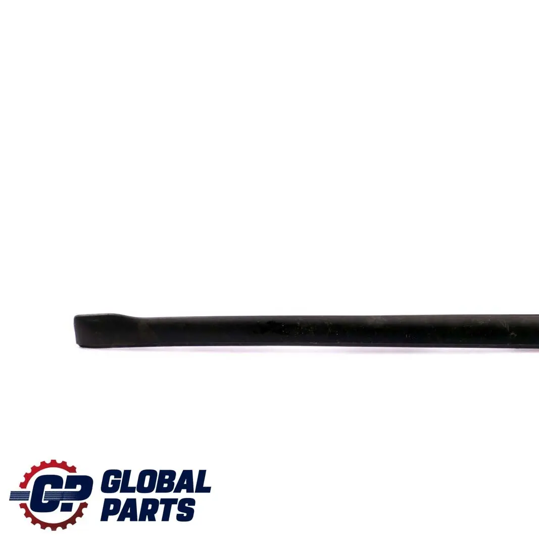 Front Right O/S Windscreen Drip Moulding Trim to BMW 4 Series F32 F82 M4 with Part number 7285928 BMW 4 Series F32 F82 M4 Front Right O/S Windscreen Drip Moulding Trim - SKU 7285928 - Part number 7285928