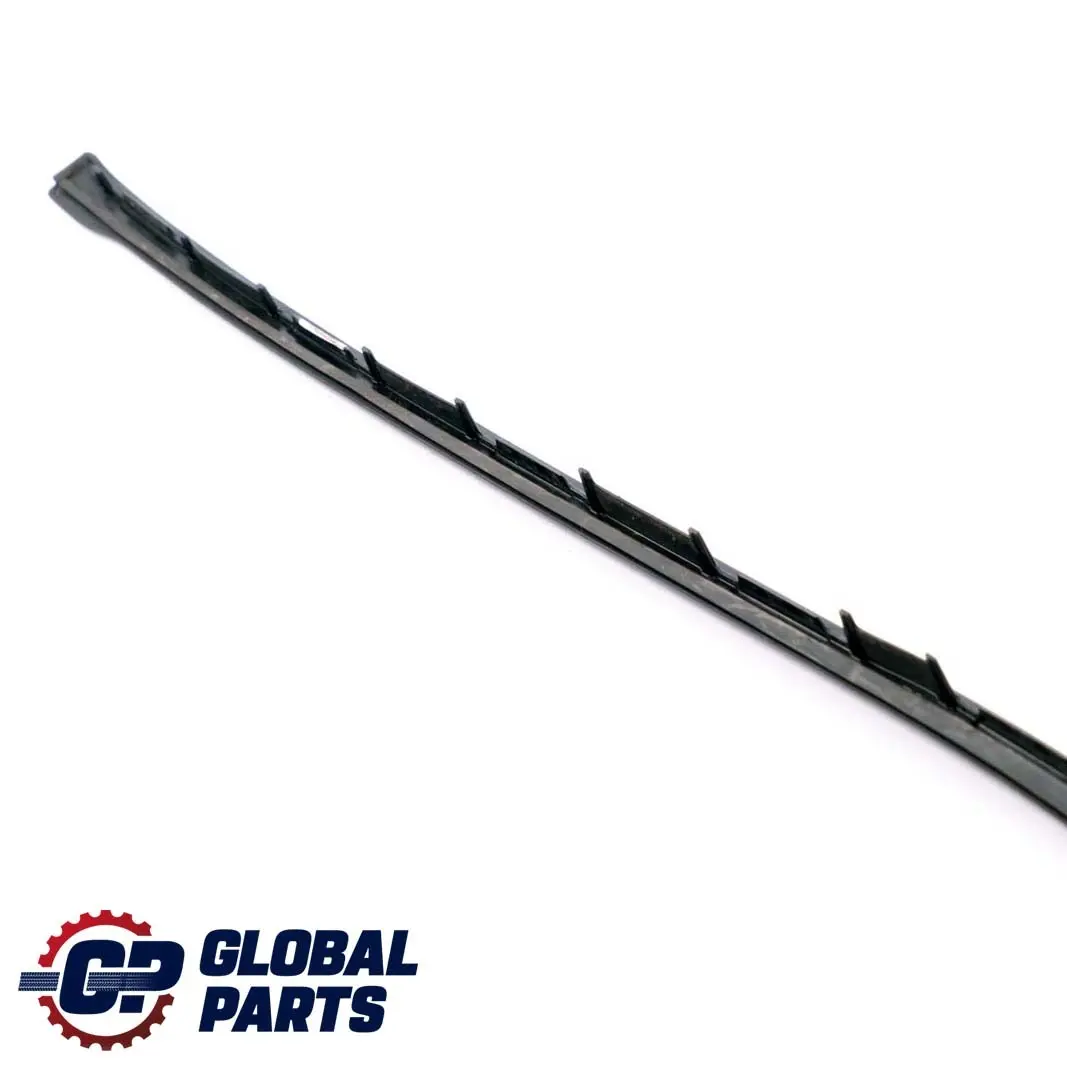 Front Right O/S Windscreen Drip Moulding Trim to BMW 4 Series F32 F82 M4 with Part number 7285928 BMW 4 Series F32 F82 M4 Front Right O/S Windscreen Drip Moulding Trim - SKU 7285928 - Part number 7285928