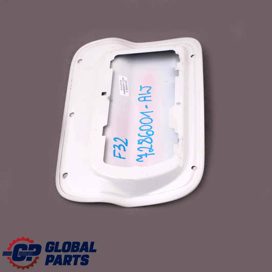 Couvercle de la trappe à carburant Alpinweiss III Alpine White 300 pour BMW F32 LCI à propos du numéro de pièce 7286001 BMW F32 LCI Couvercle de la trappe à carburant Alpinweiss III Alpine White 300 - SKU 7286001-AW - Numéro de pièce 7286001
