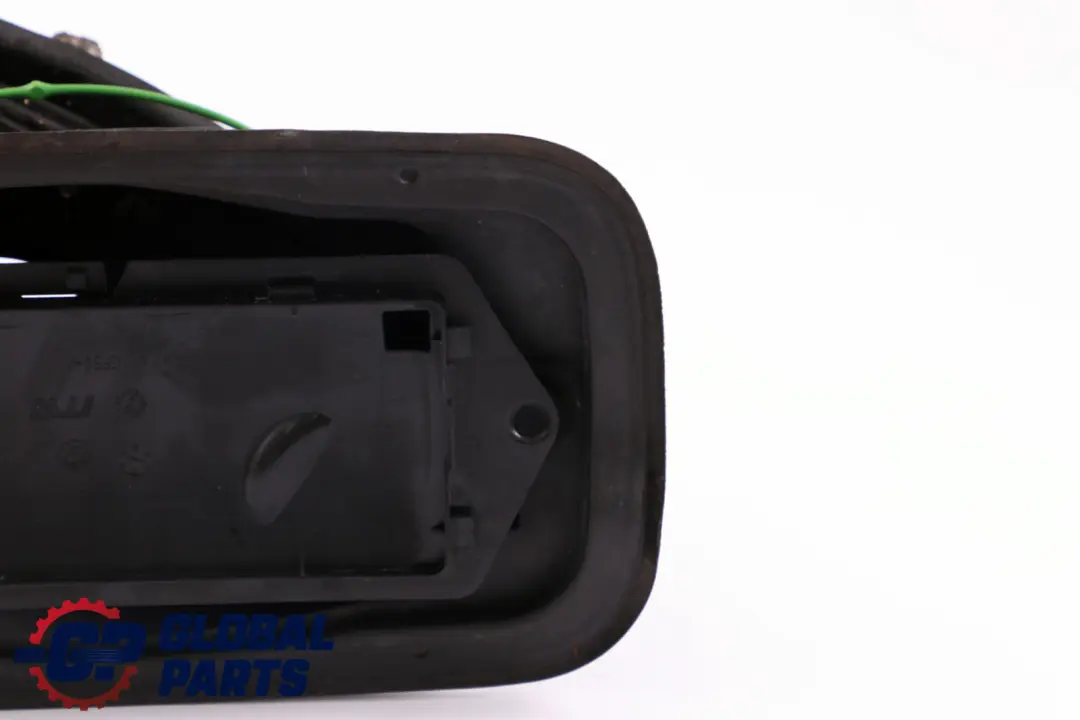 F22N LCI Tapa de la tapa del depósito de combustible Carcasa para BMW F22 con número de pieza 7286043 BMW F22 F22N LCI Tapa de la tapa del depósito de combustible Carcasa - SKU 7286043 - Número de pieza 7286043