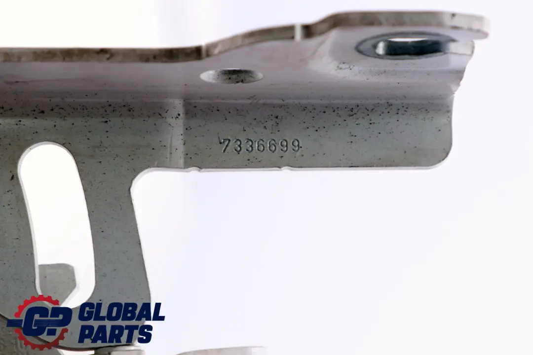 Front Bonnet Hood Hinge Left Alpin Weiss to BMW F20 F22 F30 F31 with Part number 7286343 BMW F20 F22 F30 F31 Front Bonnet Hood Hinge Left Alpin Weiss - SKU 7286343-AW - Part number 7286343