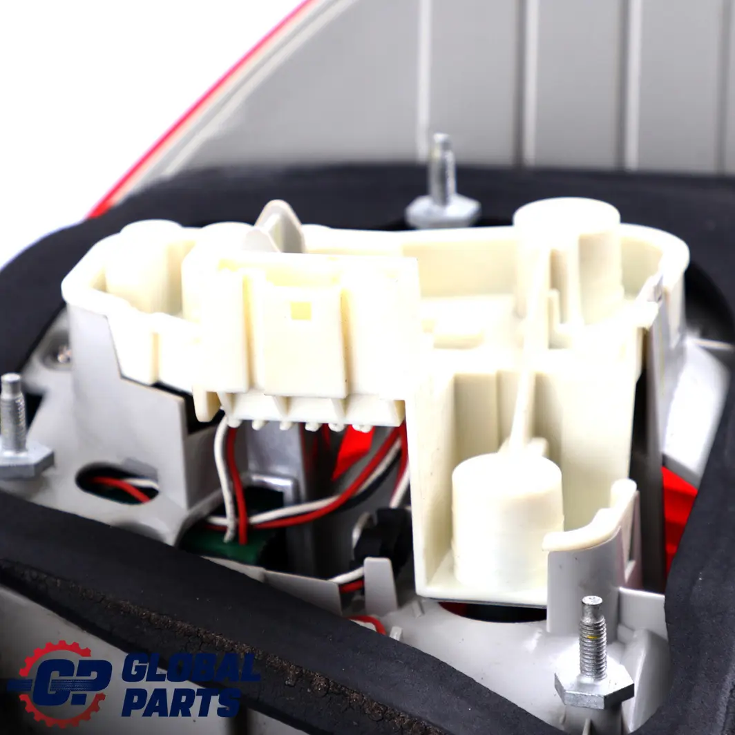 Heckleuchte Seitenwand Links DEPO 6321 für BMW 3 er E90 LCI E90N mit Teilenummer 7289425 BMW 3 er E90 LCI E90N Heckleuchte Seitenwand Links DEPO 6321 - SKU 7289425-DEPO - Teilenummer 7289425