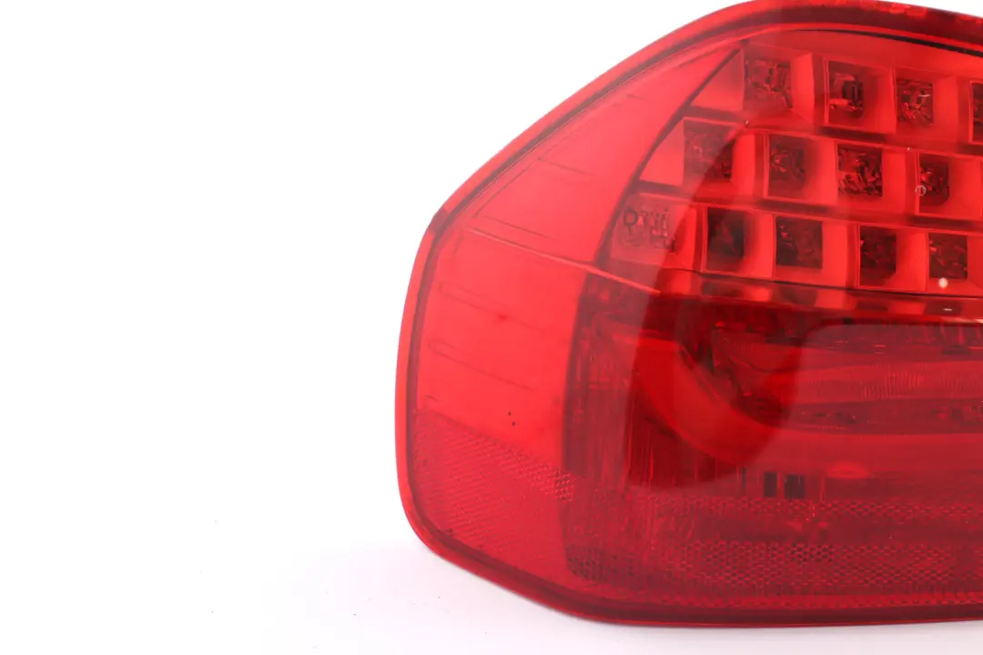 BMW E90 LCI Heckklappe Rücklicht Lampe Licht Außen Links - SKU 7289425 - Teilenummer 7289425