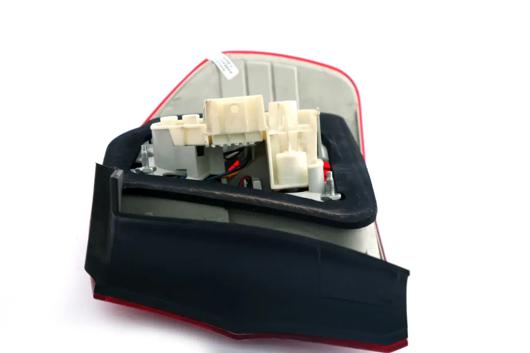 Feu Arrière Extérieur Gauche pour BMW E90 LCI à propos du numéro de pièce 7289425 BMW E90 LCI Feu Arrière Extérieur Gauche - SKU 7289425 - Numéro de pièce 7289425