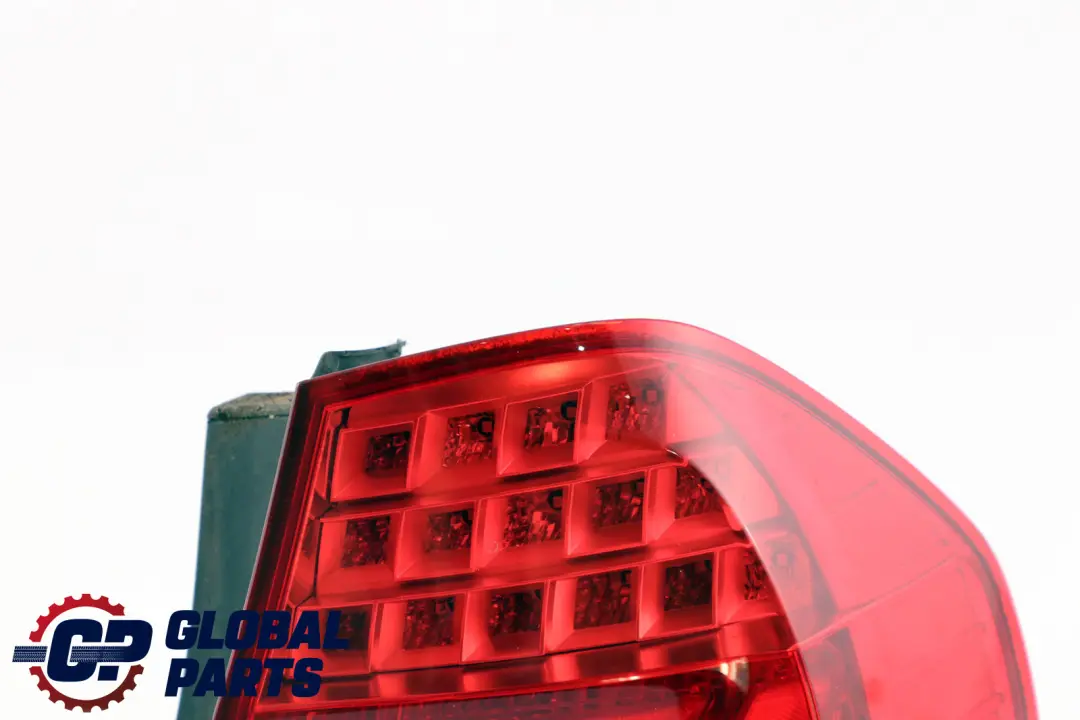 Luz Trasera En El Panel Lateral Derecho para BMW E90 LCI E90N con número de pieza 7289426 BMW E90 LCI E90N Luz Trasera En El Panel Lateral Derecho - SKU 7289426 - Número de pieza 7289426