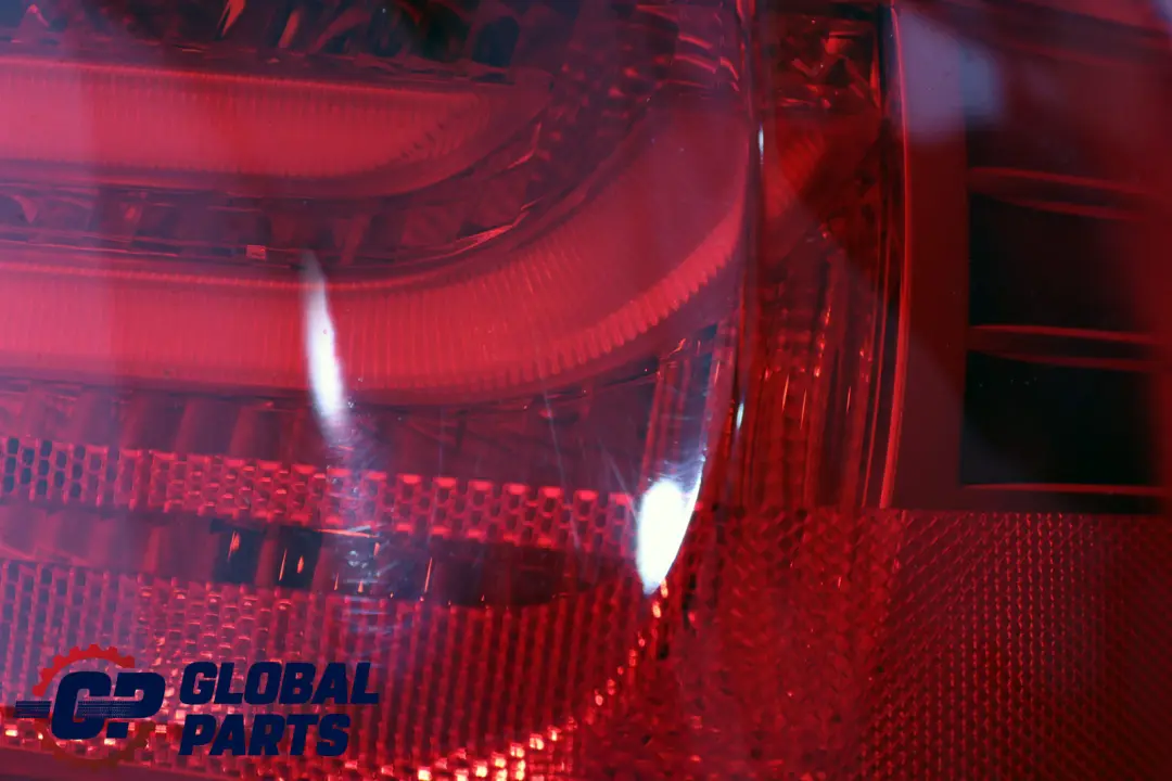 Lamp Light In The Side Panel Right O/S to BMW E90 LCI Rear with Part number 7289426 BMW E90 LCI Rear Lamp Light In The Side Panel Right O/S - SKU 7289426 - Part number 7289426