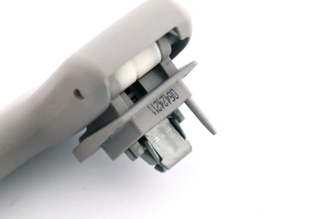 Maniglia Interna Posteriore Destra Everestgrau Grigio per BMW F10 F20 F21 con numero di parte 7290022 BMW F10 F20 F21 Maniglia Interna Posteriore Destra Everestgrau Grigio - SKU 7290022 - Numero di parte 7290022